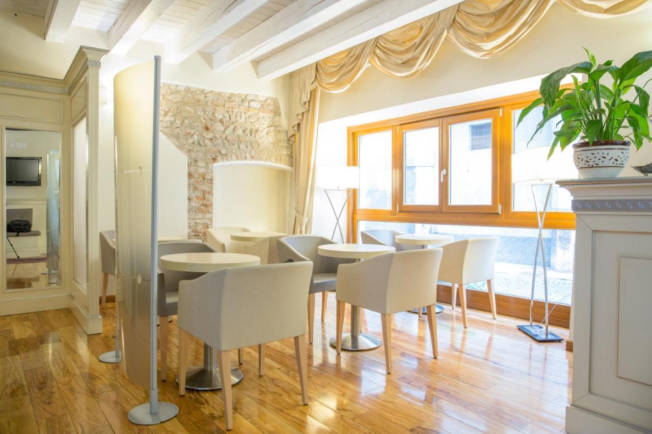Hotel Al Castello Верона Екстериор снимка